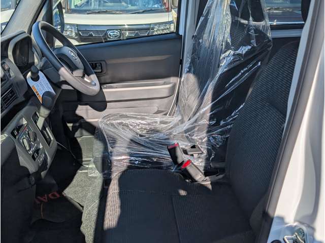 ダイハツ ハイゼットカーゴ ６６０ クルーズ R7年 (関東) 99