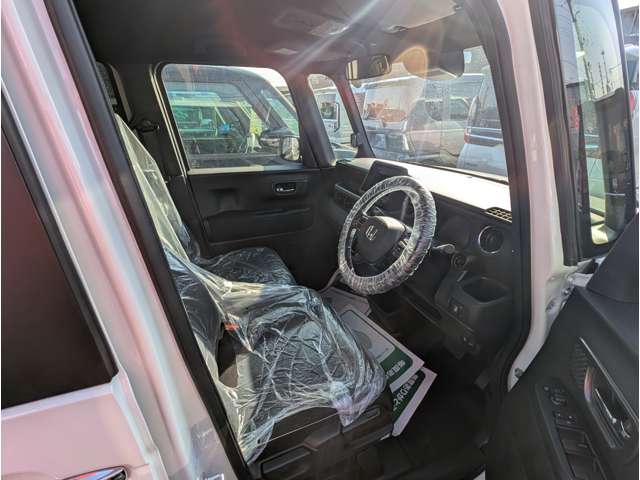 ホンダ Ｎ　ＢＯＸ カスタム ６６０ R7年 (関東) 99