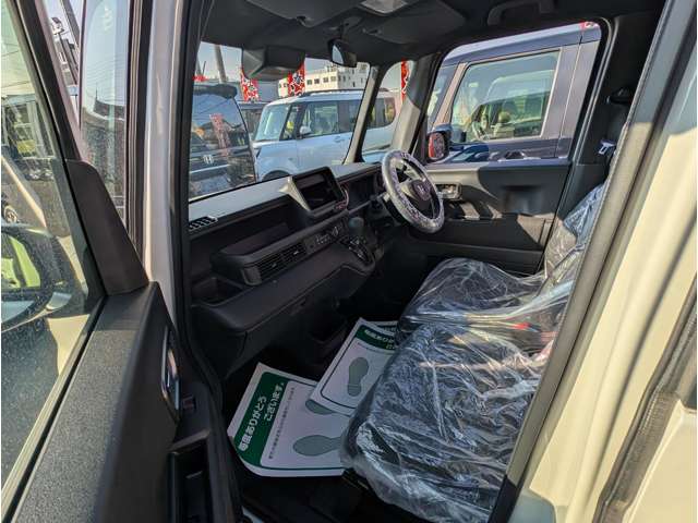 ホンダ Ｎ　ＢＯＸ カスタム ６６０ R7年 (関東) 99