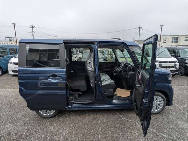 スズキ スペーシア ６６０ カスタム ハイブリッド ＧＳ R7年 (関東) 99