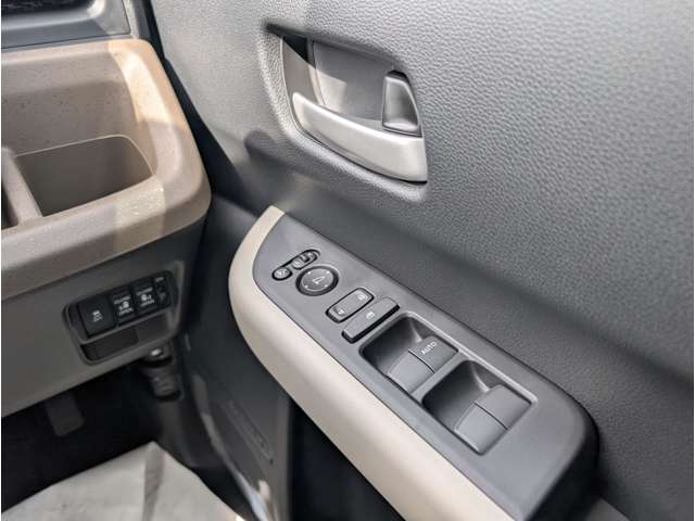 ホンダ フリード １．５ エアー R7年 (関東) 99