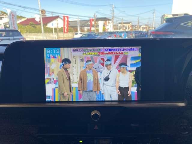 トヨタ クラウン　クロスオーバー　ハイブリッド ２．５ Ｇ アドバンスト レザー パッケージ Ｅ－ＦＯＵＲ ４ＷＤ R4年 (九州・沖縄) 99