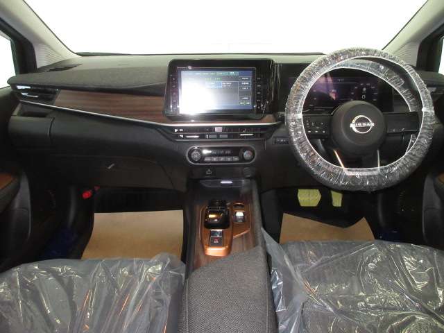 日産 ノートオーラ １．２ Ｇ R4年 (九州・沖縄) 99