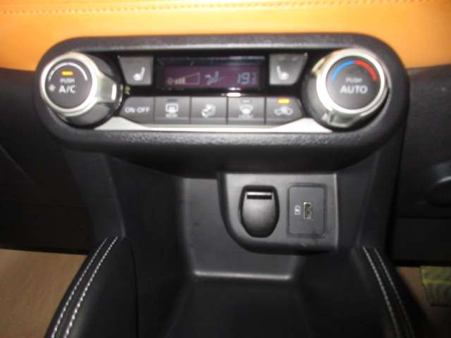 日産 キックス １．２ Ｘ ツートーン インテリアエディション （Ｅ－ＰＯＷＥＲ） R3年 (九州・沖縄) 99