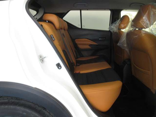 日産 キックス １．２ Ｘ ツートーン インテリアエディション （Ｅ－ＰＯＷＥＲ） R3年 (九州・沖縄) 99