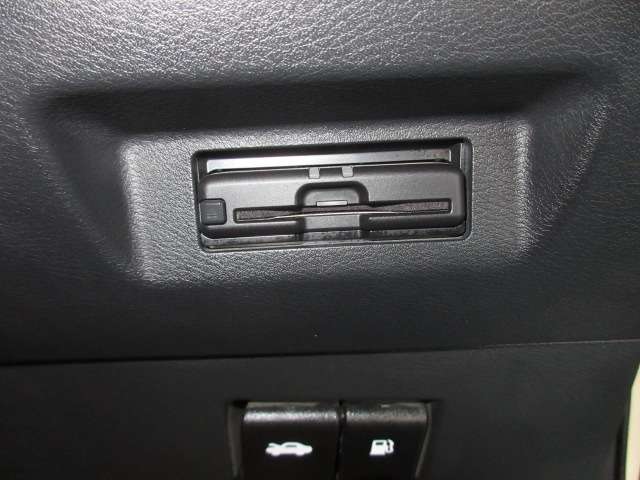 日産 キックス １．２ Ｘ ツートーン インテリアエディション （Ｅ－ＰＯＷＥＲ） R3年 (九州・沖縄) 99