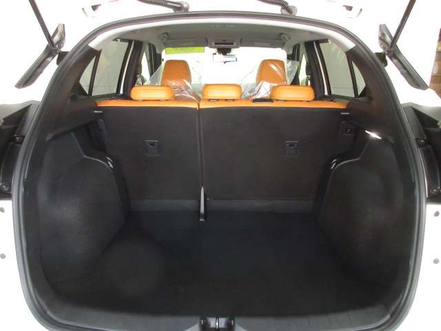 日産 キックス １．２ Ｘ ツートーン インテリアエディション （Ｅ－ＰＯＷＥＲ） R3年 (九州・沖縄) 99