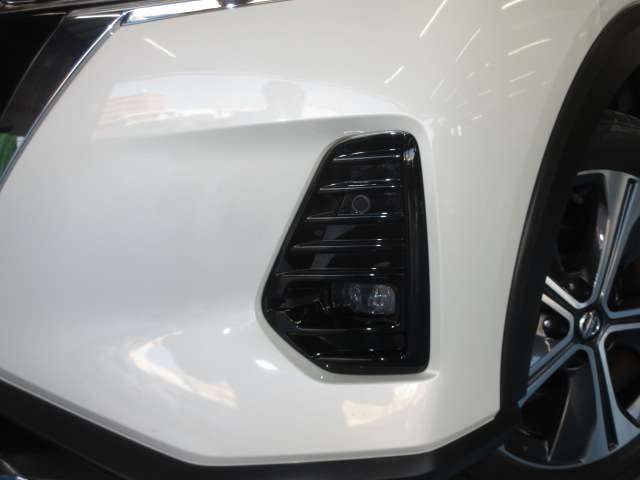 日産 キックス １．２ Ｘ ツートーン インテリアエディション （Ｅ－ＰＯＷＥＲ） R3年 (九州・沖縄) 99