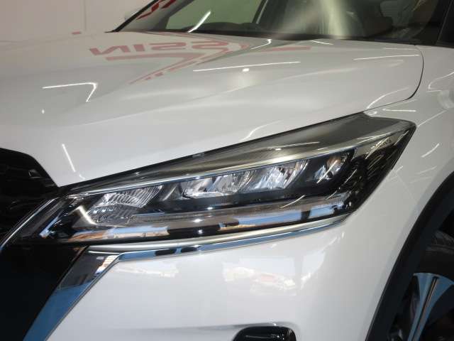 日産 キックス １．２ Ｘ ツートーン インテリアエディション （Ｅ－ＰＯＷＥＲ） R3年 (九州・沖縄) 99