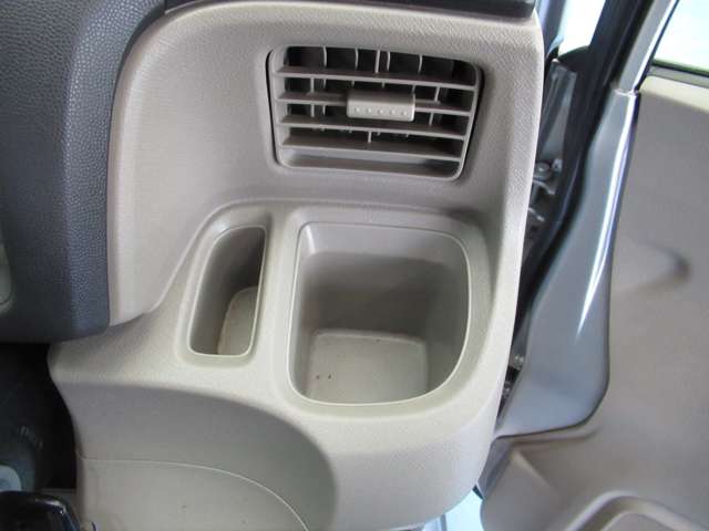 ホンダ ライフ ６６０ Ｃ H25年 (九州・沖縄) 99