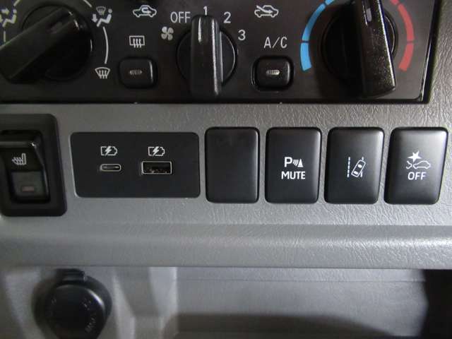 日産 クリッパーＥＶ ４シーター R6年 (九州・沖縄) 99