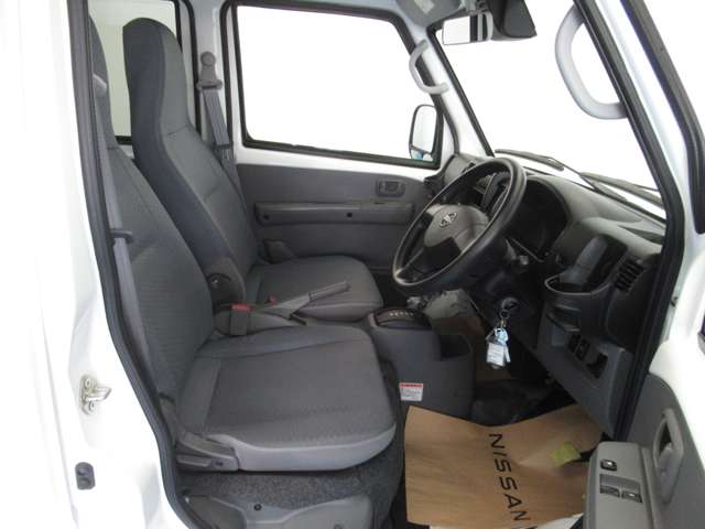 日産 クリッパーＥＶ ４シーター R6年 (九州・沖縄) 99