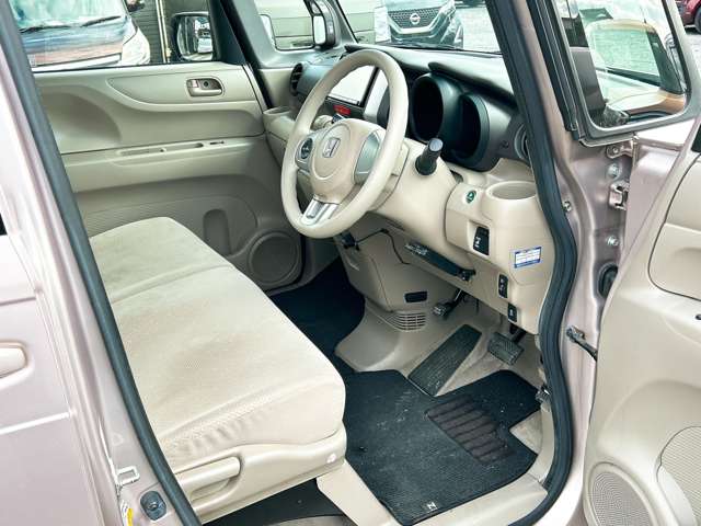 ホンダ Ｎ　ＢＯＸ ６６０ Ｇ Ｌパッケージ H24年 (九州・沖縄) 99