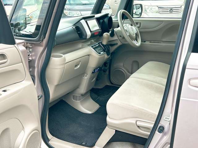 ホンダ Ｎ　ＢＯＸ ６６０ Ｇ Ｌパッケージ H24年 (九州・沖縄) 99