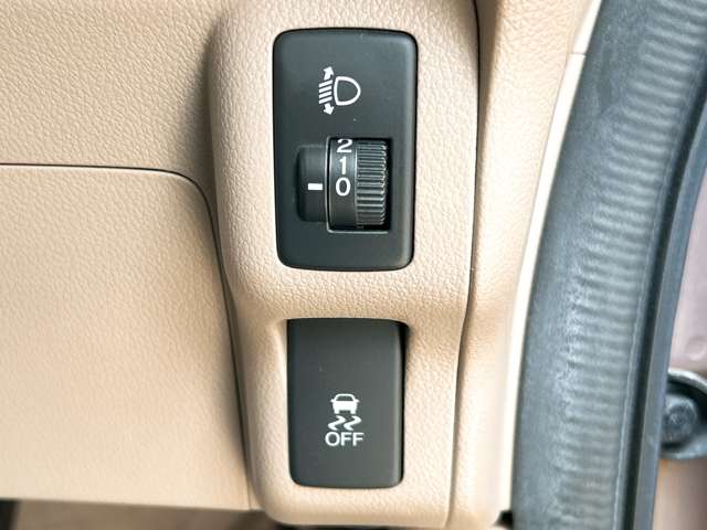 ホンダ Ｎ　ＢＯＸ ６６０ Ｇ Ｌパッケージ H24年 (九州・沖縄) 99