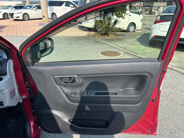 ダイハツ ミラ　イース ６６０ Ｘ ＳＡＩＩＩ H30年 (九州・沖縄) 99