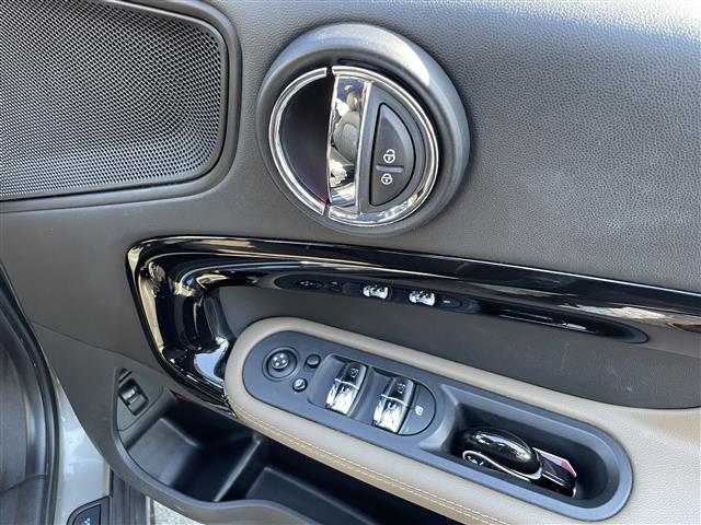 ミニ ミニクロスオーバー ジョン・クーパー・ワークス ４ＷＤ H30年 (関東) 99