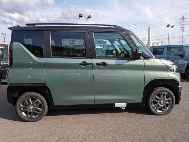三菱 デリカ　ミニ ６６０ Ｔ プレミアム ４ＷＤ R7年 (関東) 99