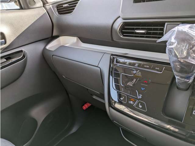 三菱 デリカ　ミニ ６６０ Ｔ プレミアム ４ＷＤ R7年 (関東) 99