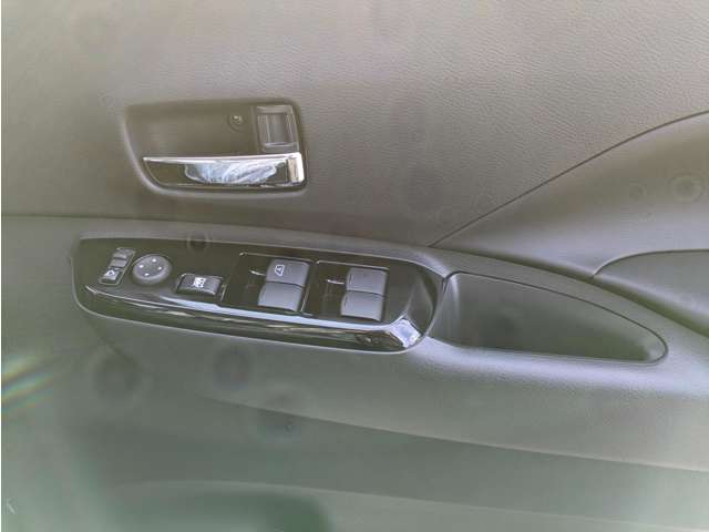 三菱 デリカ　ミニ ６６０ Ｔ プレミアム ４ＷＤ R7年 (関東) 99