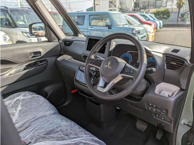 三菱 デリカ　ミニ ６６０ Ｔ プレミアム ４ＷＤ R7年 (関東) 99