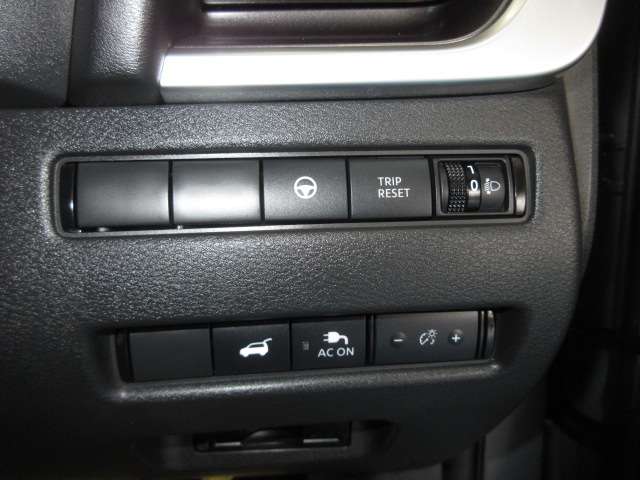 日産 エクストレイル １．５ Ｓ Ｅ－４ＯＲＣＥ ４ＷＤ R6年 (九州・沖縄) 99