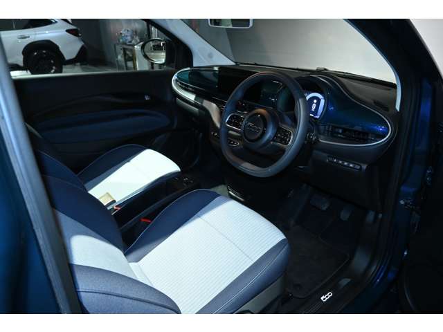 フィアット ５００ｅ ポップ R4年 (関東) 99