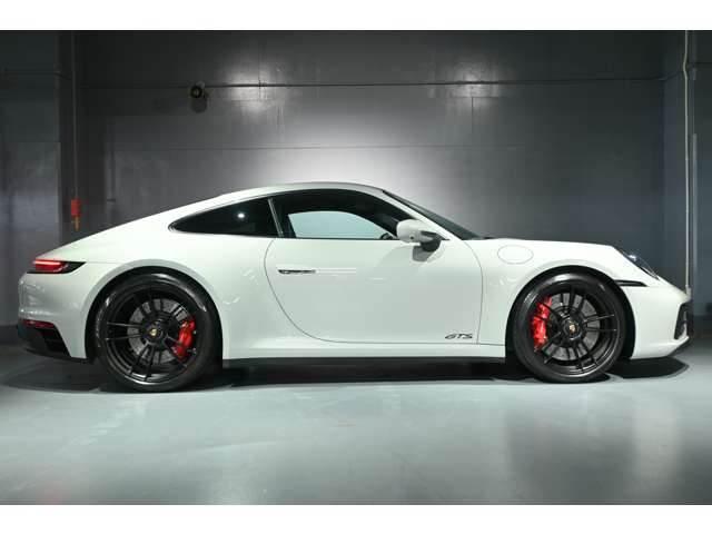 ポルシェ ９１１ カレラＧＴＳ R4年 (関東) 99