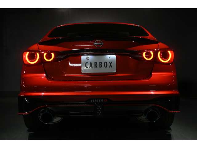 日産 スカイライン ３．０ ＮＩＳＭＯ ＲＥＣＡＲＯシート＋カーボン製フィニッシャー装着車 R6年 (関東) 99