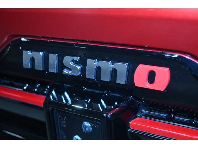 日産 スカイライン ３．０ ＮＩＳＭＯ ＲＥＣＡＲＯシート＋カーボン製フィニッシャー装着車 R6年 (関東) 99