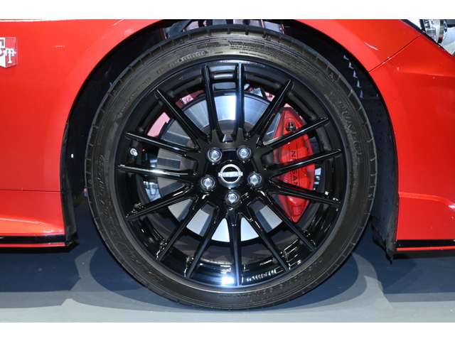 日産 スカイライン ３．０ ＮＩＳＭＯ ＲＥＣＡＲＯシート＋カーボン製フィニッシャー装着車 R6年 (関東) 99