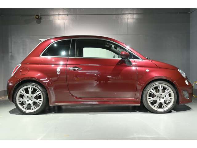 アバルト ６９５エディツィオーネマセラティ １．４ H25年 (関東) 99