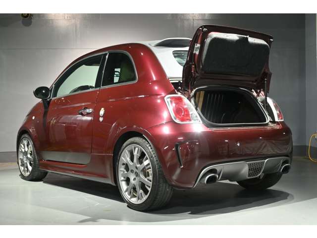 アバルト ６９５エディツィオーネマセラティ １．４ H25年 (関東) 99