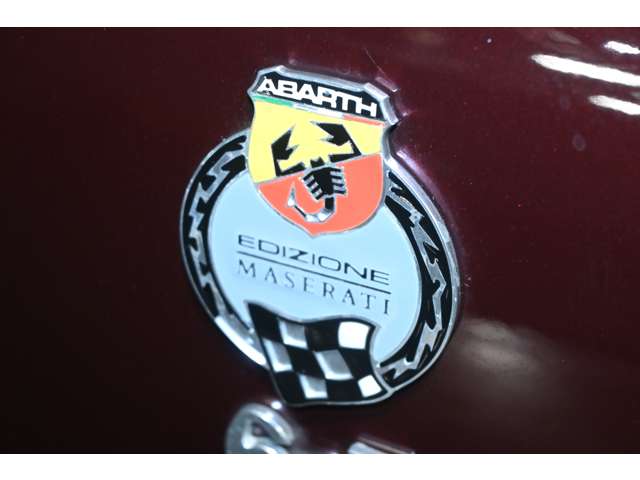 アバルト ６９５エディツィオーネマセラティ １．４ H25年 (関東) 99