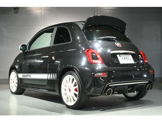 アバルト ６９５エッセエッセ １．４ R4年 (関東) 99