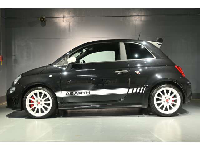 アバルト ６９５エッセエッセ １．４ R4年 (関東) 99