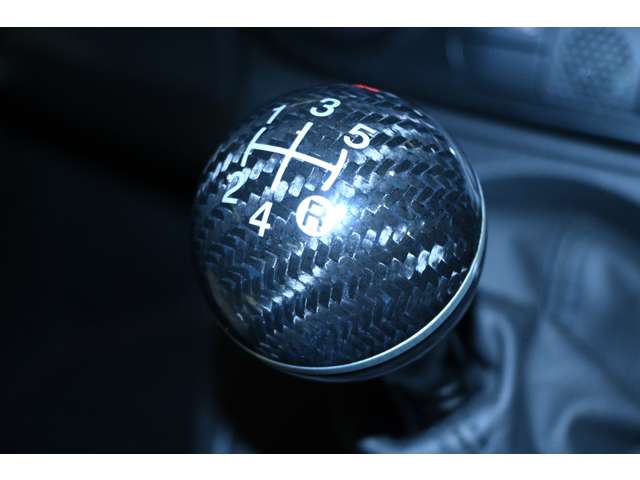 アバルト ６９５エッセエッセ １．４ R4年 (関東) 99