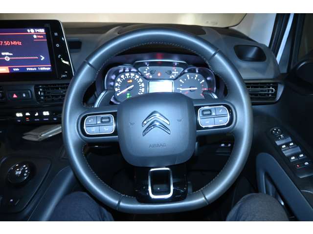 シトロエン ベルランゴ シャイン ブルーＨＤＩ ディーゼルターボ R5年 (関東) 99