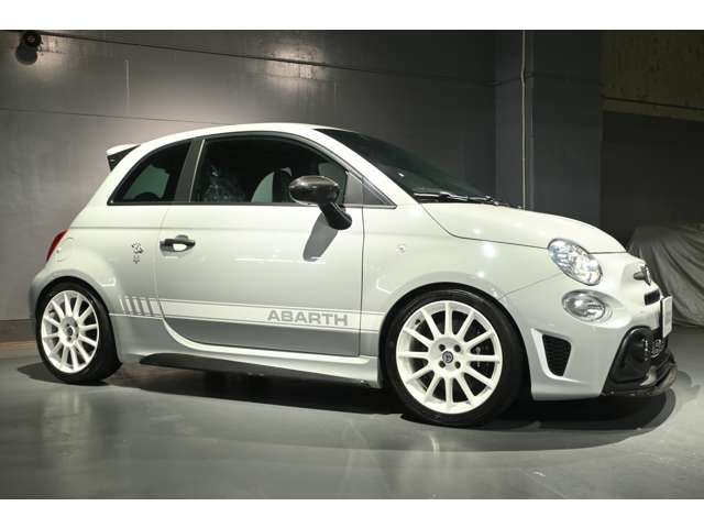 アバルト ６９５エッセエッセ 左Ｈ 正規未導入ＭＴＡ R5年 (関東) 99