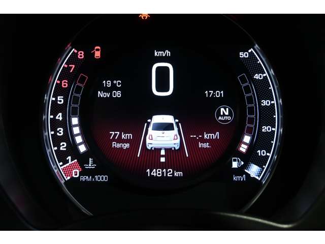 アバルト ６９５エッセエッセ 左Ｈ 正規未導入ＭＴＡ R5年 (関東) 99