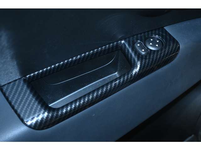 アバルト ６９５エッセエッセ 左Ｈ 正規未導入ＭＴＡ R5年 (関東) 99