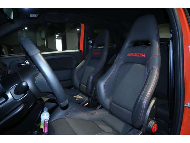 アバルト ６９５Ｃ ６９５Ｃ 左Ｈ ＭＴ 正規未導入 R6年 (関東) 99