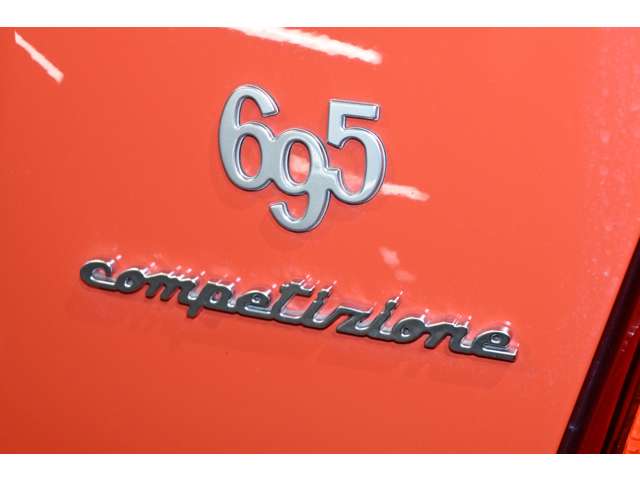 アバルト ６９５Ｃ ６９５Ｃ 左Ｈ ＭＴ 正規未導入 R6年 (関東) 99