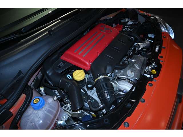 アバルト ６９５Ｃ ６９５Ｃ 左Ｈ ＭＴ 正規未導入 R6年 (関東) 99