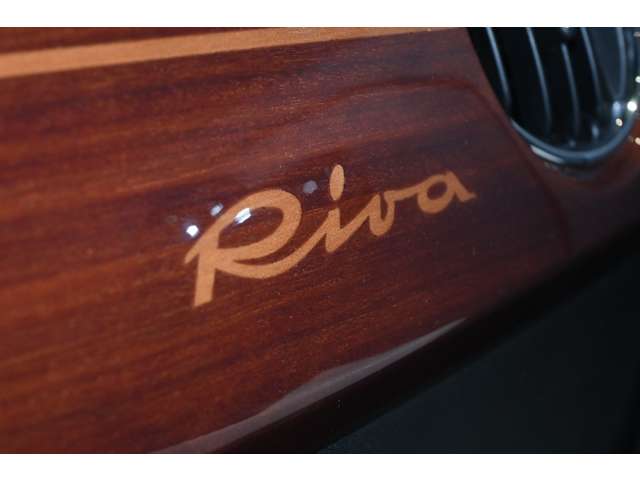 フィアット ５００（チンクエチェント） ＲＩＶＡ １．２ 左ハンドル ５ＭＴ H29年 (関東) 99