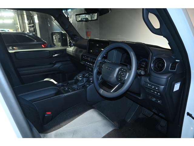 トヨタ ランドクルーザー２５０ ２．８ ＶＸ ディーゼルターボ ４ＷＤ R6年 (関東) 99