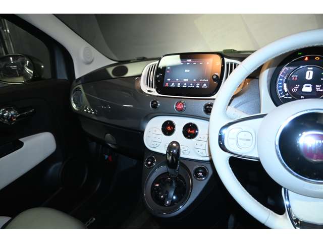 フィアット ５００Ｃ ツインエア　ドルチェヴィータ R4年 (関東) 99