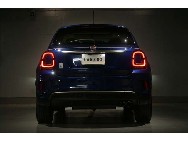 フィアット ５００Ｘ ＹＡＣＨＴ ＣＬＵＢ ＣＡＰＲＩ １．３ 日本未導入 R5年 (関東) 99