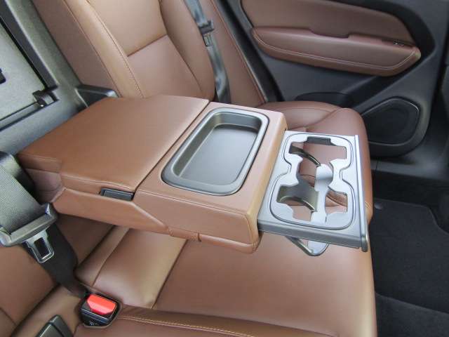 ボルボ ＸＣ６０ Ｂ５ ＡＷＤ インスクリプション ４ＷＤ R3年 (四国) 99