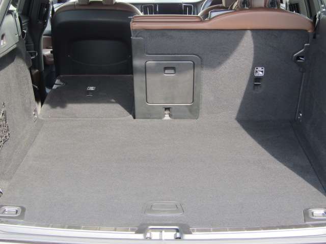 ボルボ ＸＣ６０ Ｂ５ ＡＷＤ インスクリプション ４ＷＤ R3年 (四国) 99